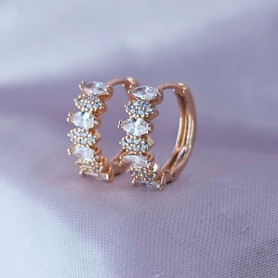 Imagen de Huggie Luxe Jewelry