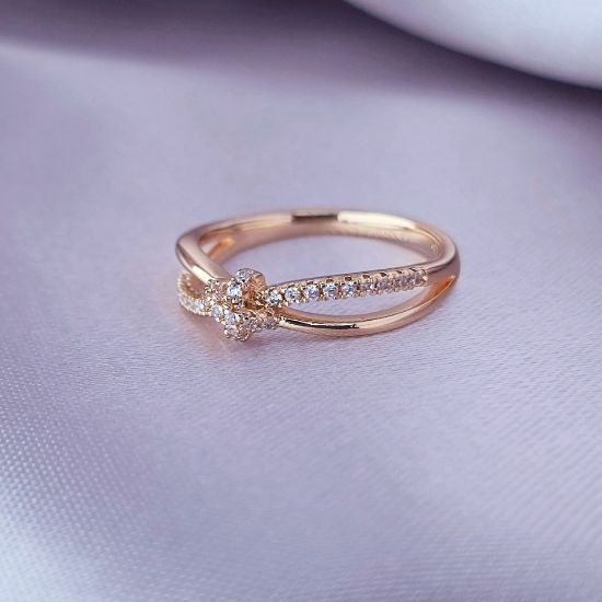 Imagen de Anillo Lazos y Nudo Dorado