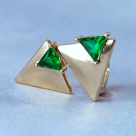 Imagen de Huggie Triángulo de Oro y Cristal Esmeralda
