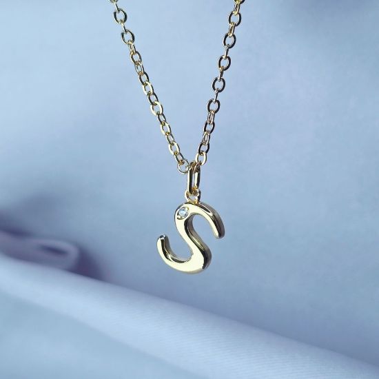 Imagen de Collar con Pequeño Brillo Inicial S  4501