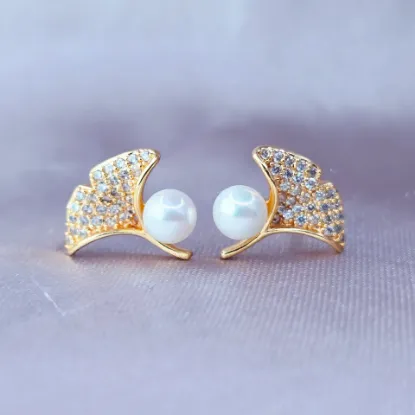 Imagen de Broquel Hoja de Ginkgo y Perla