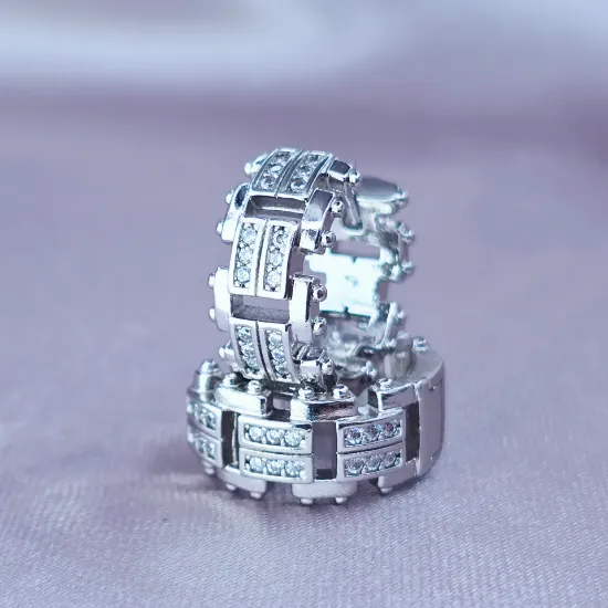 Imagen de Huggie Tesoros de Hierro