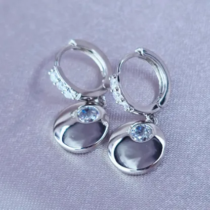 Imagen de Arete Luz con Certeza