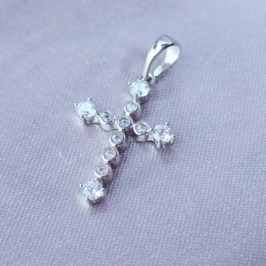 Imagen de Dije Cruz Delicada