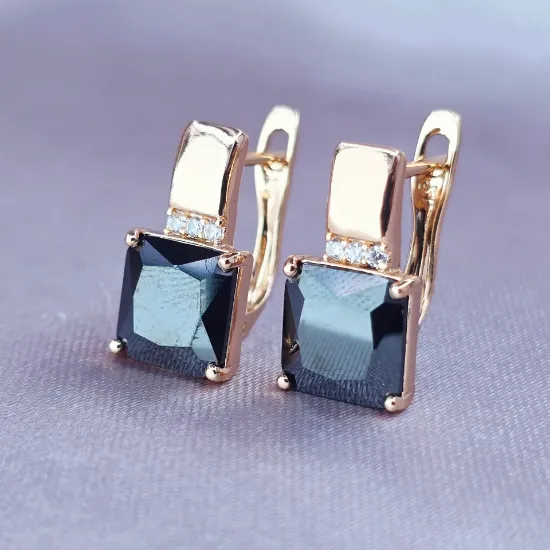 Imagen de Huggie Corte Cojín Negro