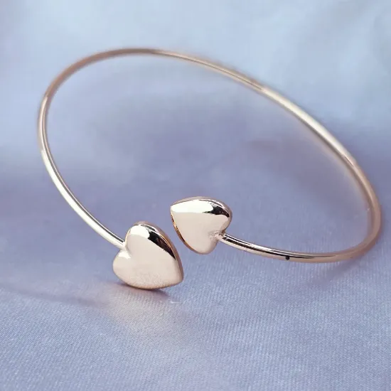 Imagen de Brazalete Semiabierto Corazones