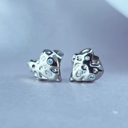 Imagen de Broquel Corazón Derretido con Cristales