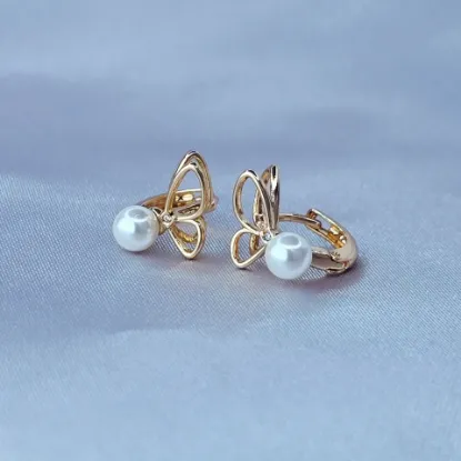 Imagen de Huggie Perla con Alas de Oro