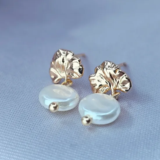 Imagen de Broquel Hoja de Oro con Luneta de Perla