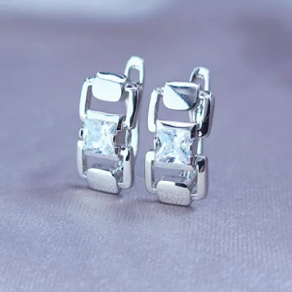 Picture of Huggie Link with Diamond Cúbico