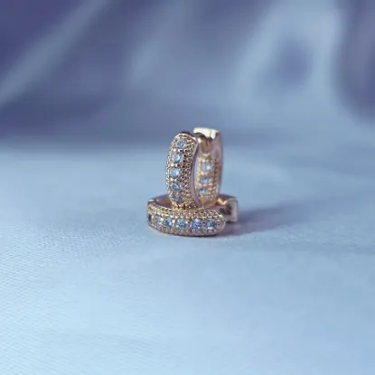 Picture of Huggie Small and Lujosa