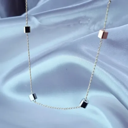 Imagen de Collar Combinación de Cubitos  4001