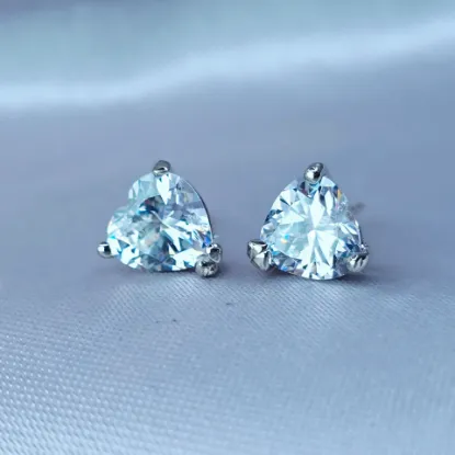 Imagen de Broquel Corazón de Cristal