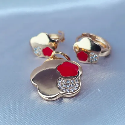 Imagen de Juego Margaritra con Detalle Rojo