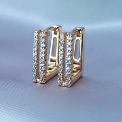 Imagen de Huggie Rectángulo con Circonias