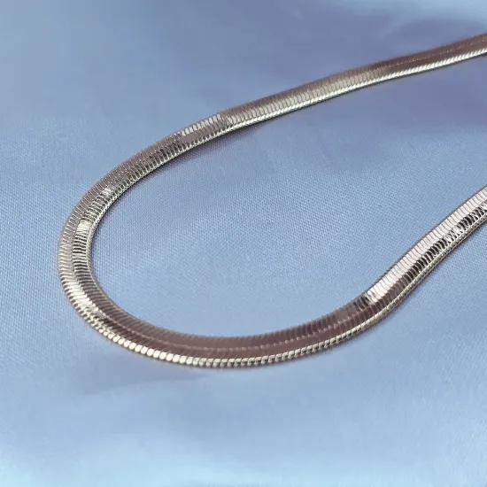 Imagen de Cadena Tejido Panza de Víbora Ancha y Plana Oro Dorado  4505