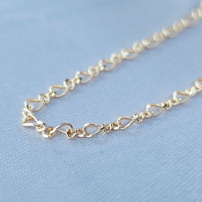 Imagen de Cadena Tejido Ovalada Irregular con Eslabón Infinito Oro Dorado Talla 6005