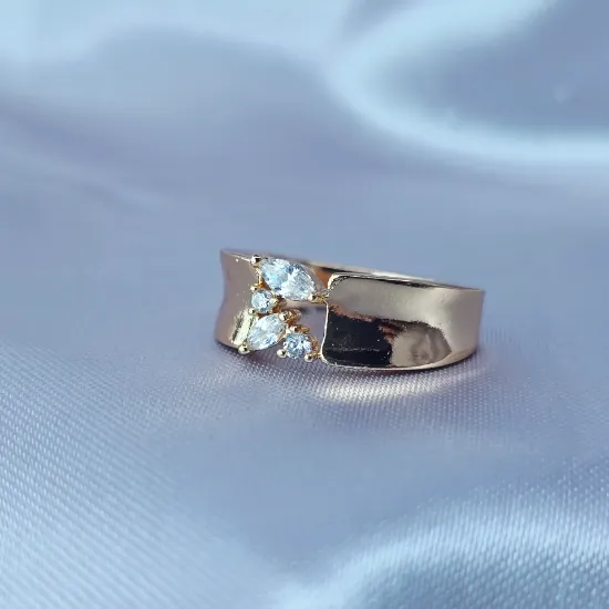 Imagen de Anillo Dos Hojas y Dos Corazones