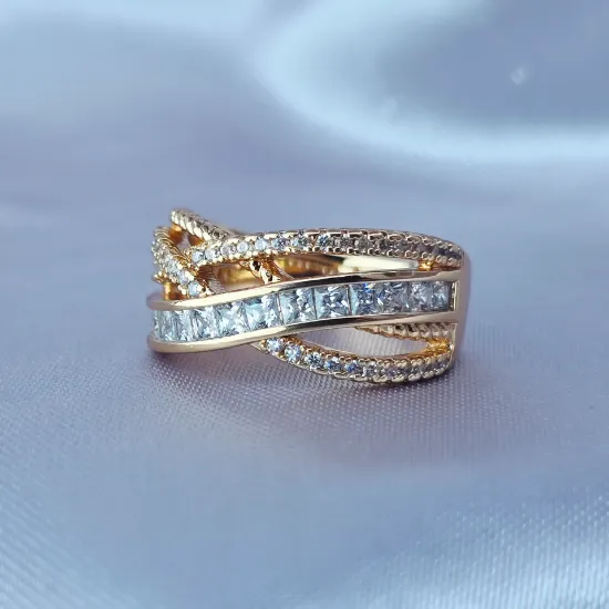 Imagen de Anillo Creando un Infinito