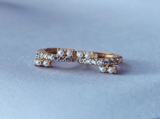 Imagen de Huggie Perlitas y Mini Circonias