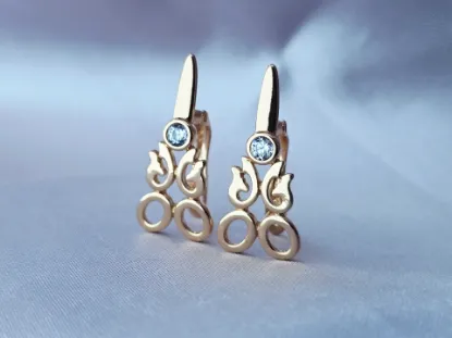 Imagen de Huggie Espada Real