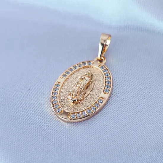 Imagen de Dije Medalla Guadalupana con Circonias Divinas