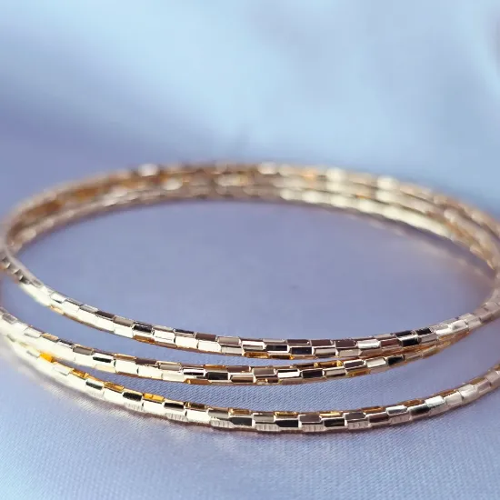 Imagen de Brazalete Fin de Semana Eslabones Caja Redona Oro Dorado Talla 1902