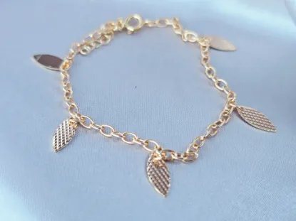 Imagen de Pulsera Cinco Hojas de Oro