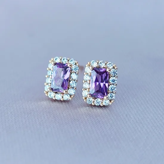 Imagen de Broquel Color Amatista Rodeada de Circonias
