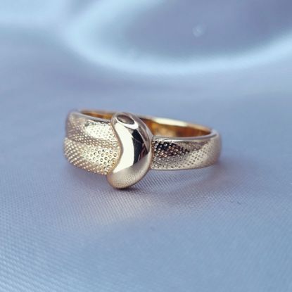 Picture of Ring Cutout with Tail of Mermaid
