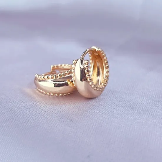 Imagen de Huggie Barbada Oro Blanco