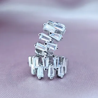 Imagen de Huggie Escalando con Brillo