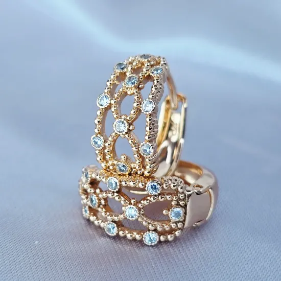 Imagen de Huggie Red de Lunares de Circonias