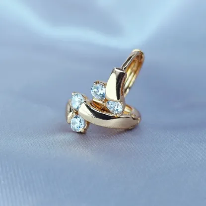 Imagen de Huggie Dos Encuentros de Circonias