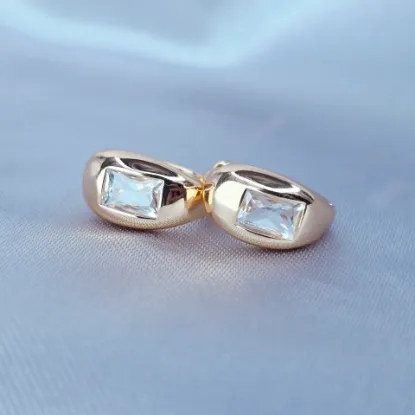 Imagen de Huggie Rectángulo en el Centro