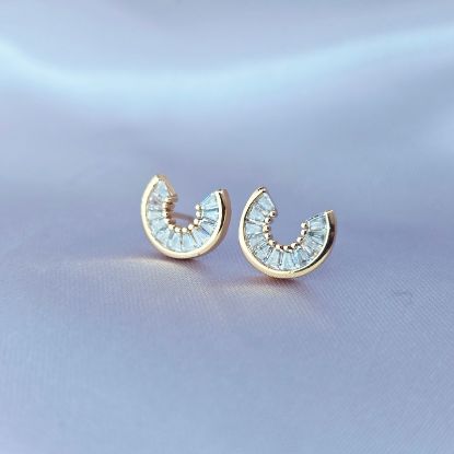 Picture of Letter "C" Shape Buckle with Zirconia