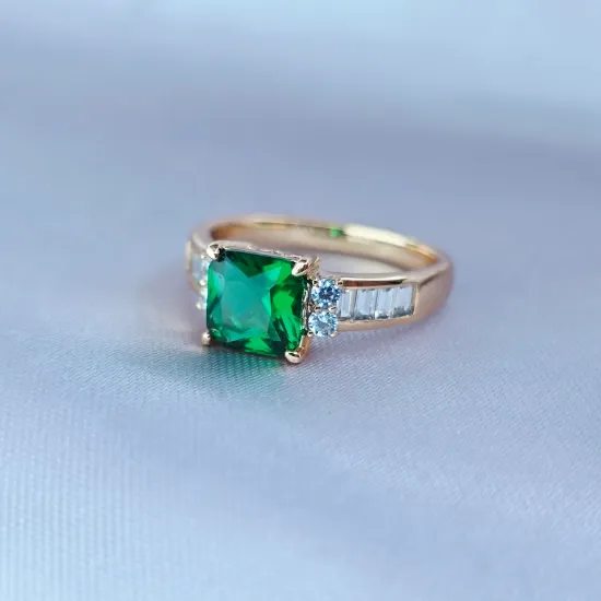 Picture of Abundant Emerald Ring 9