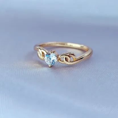 Picture of Discreet Zirconia Ring 9