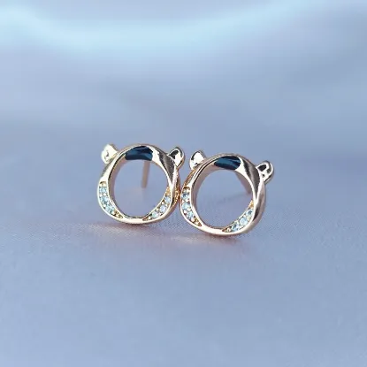 Picture of Bear Face Stud