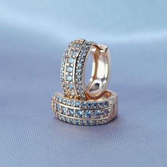 Picture of Three Zirconia Paths Huggie