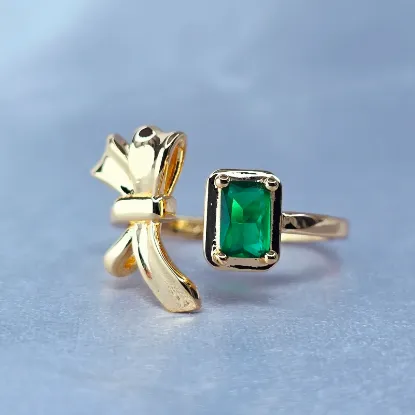 Picture of Gold Bow and Emerald Cube Semi-Open Ring Size 7