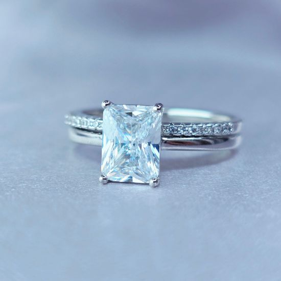 Picture of Marquise Alliance Ring