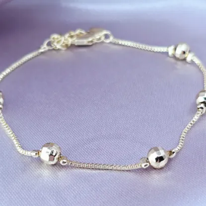 Picture of Five Disco Spheres and Heart Bracelet Size 1704