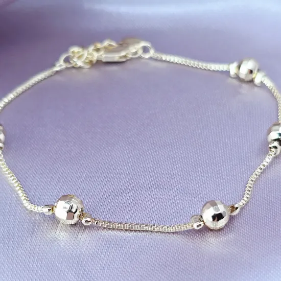Picture of Five Disco Spheres and Heart Bracelet Size 1704