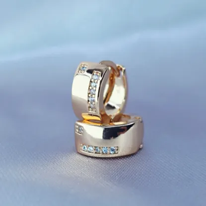 Imagen de Huggie Detalles Discretos