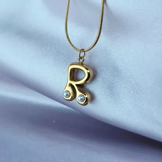 Imagen de Collar Perlas Inicial R
