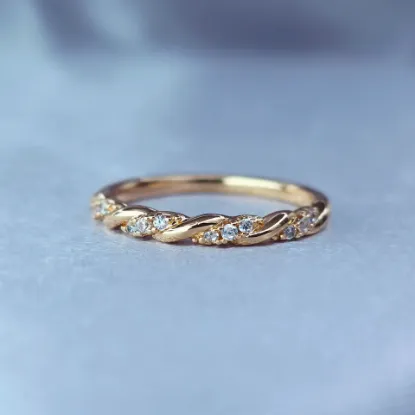 Imagen de Anillo Divino Entrelazado