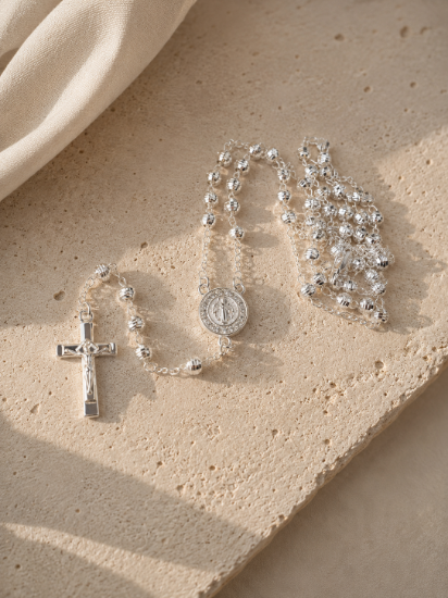 Imagen de Collar Rosario Cruz y San Benito