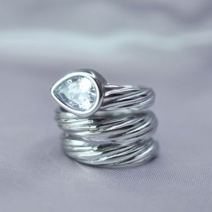 Imagen de Anillo Blanco Espiral con Gota