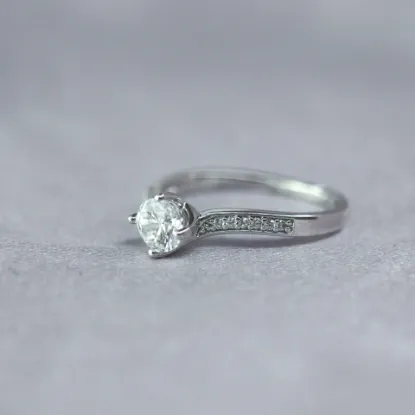 Imagen de Anillo Compromiso Discreto